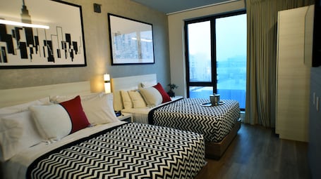 Standard Room, 2 Double Beds, Non Smoking | Premium bedding, pillowtop beds, in-room safe, desk