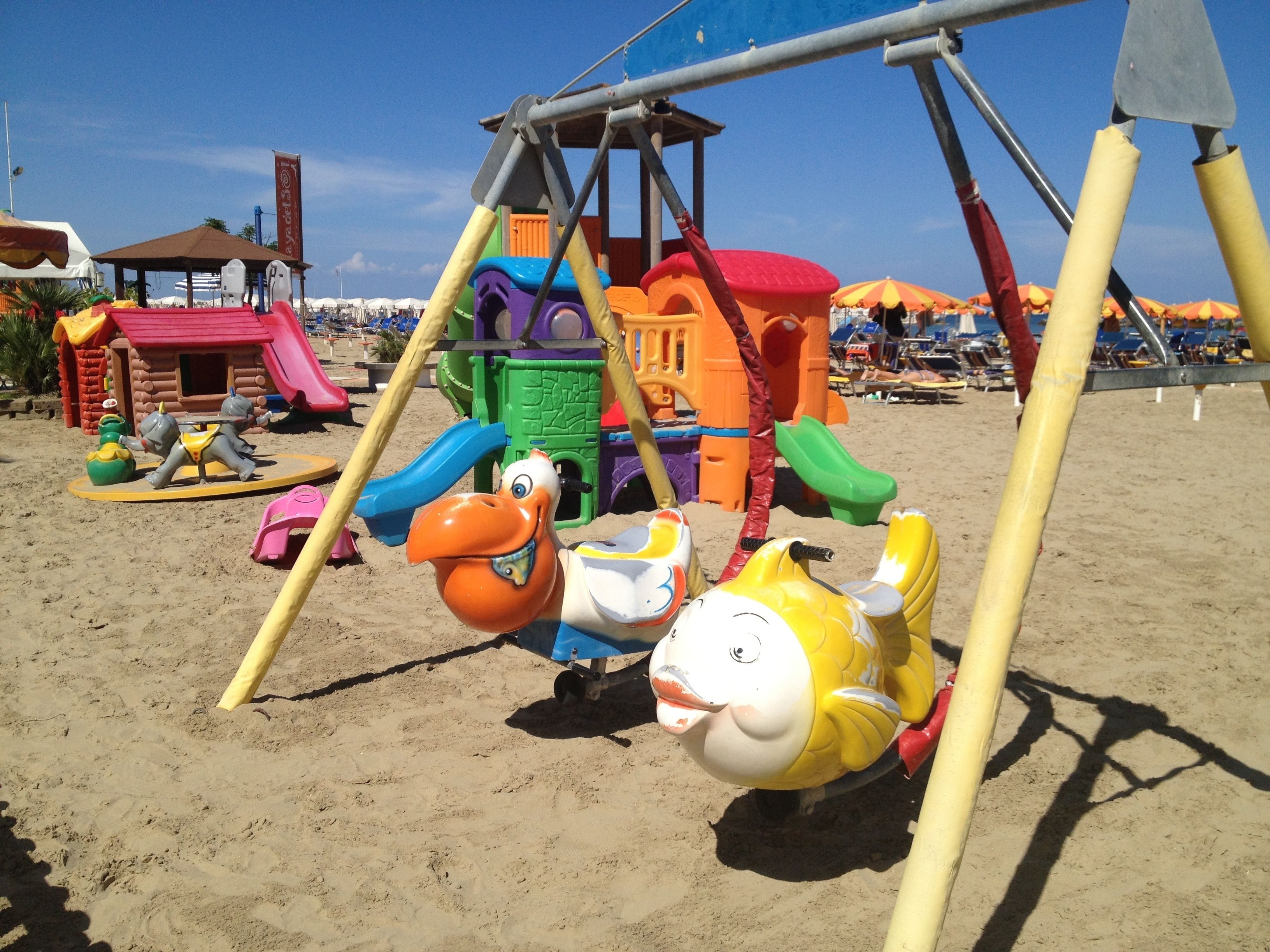 children’s play area – outdoor