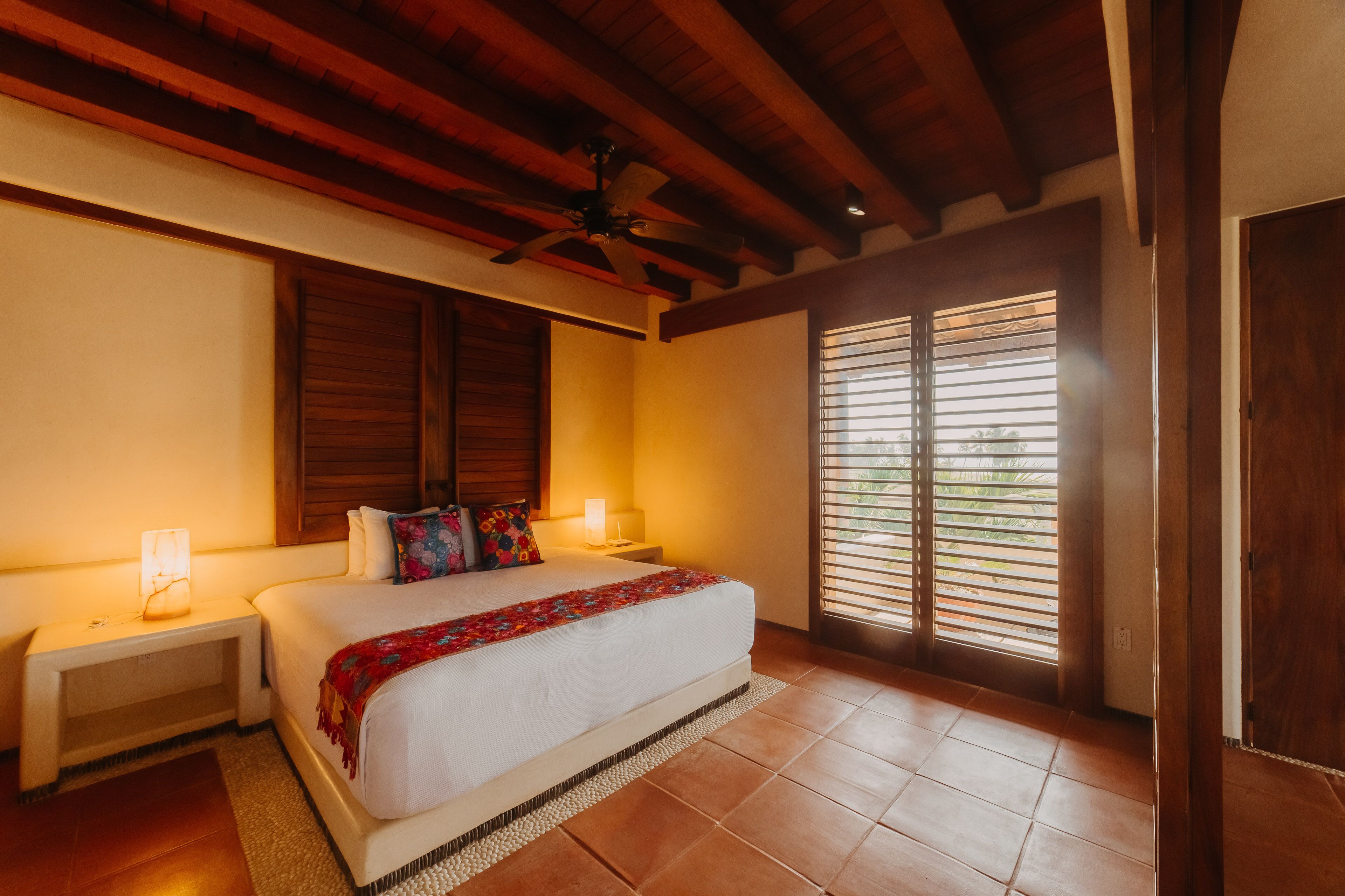 villa deluxe family stay - sea view. | 1 bedroom, in-room safe, individually decorated, individually furnished