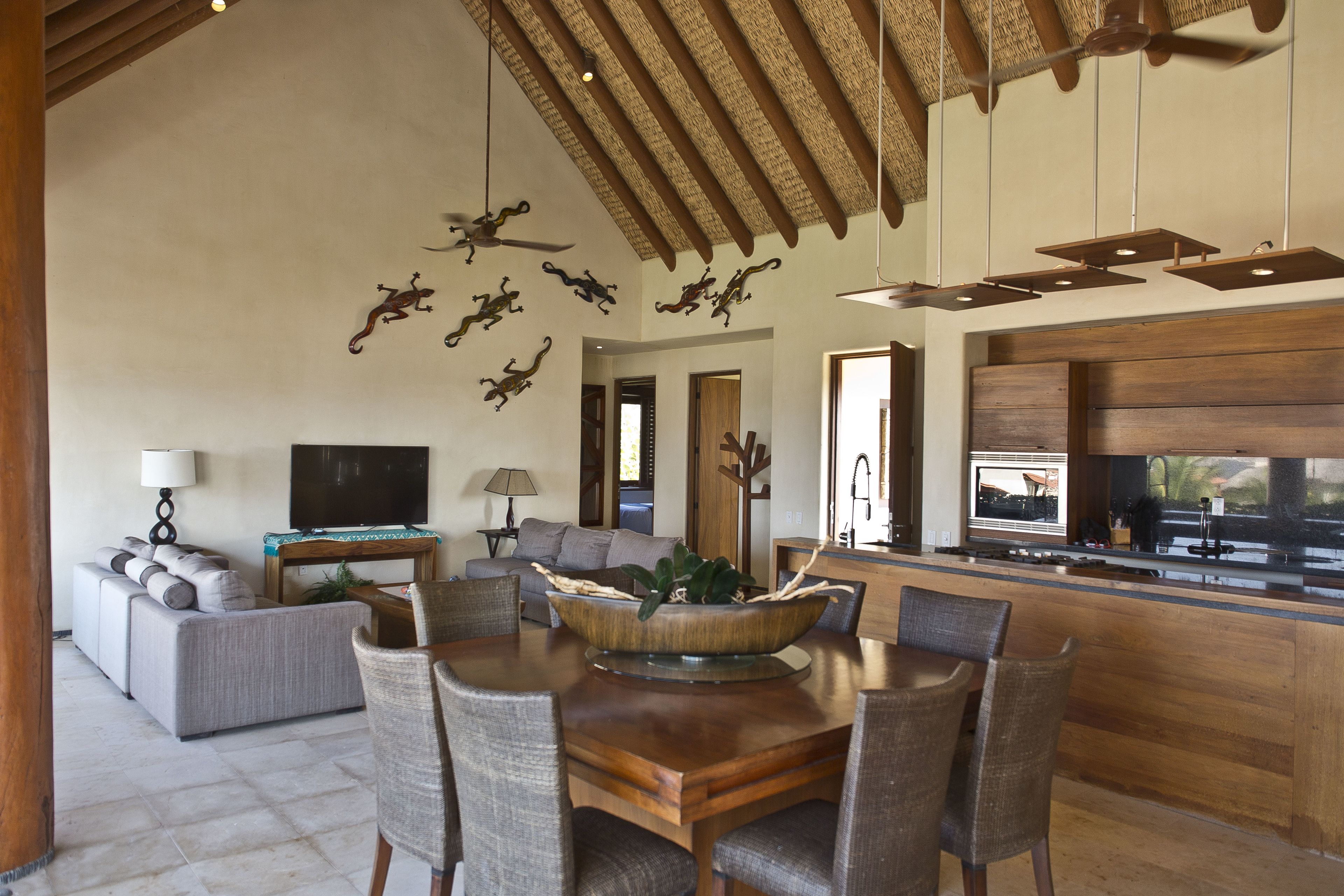 pent house sea view | in-room dining