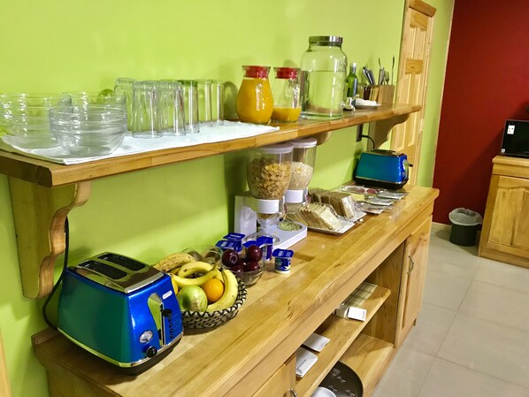Petit déjeuner buffet compris tous les jours