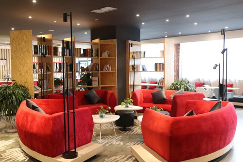 ibis Chengdu SM Square