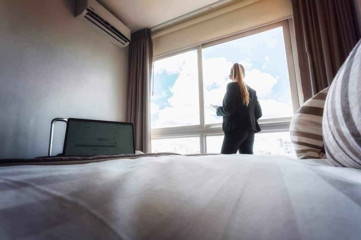 Svit Standard - 1 queensize-säng - tillgänglighetsanpassat | Utsikt mot staden