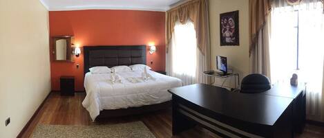 Exclusive House, 4 Bedrooms, Terrace | 1 bedroom, minibar, desk, free WiFi