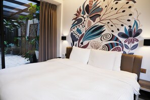 Deluxe Room, 2 Bedrooms, Balcony - INNK Hotel (Taichung)