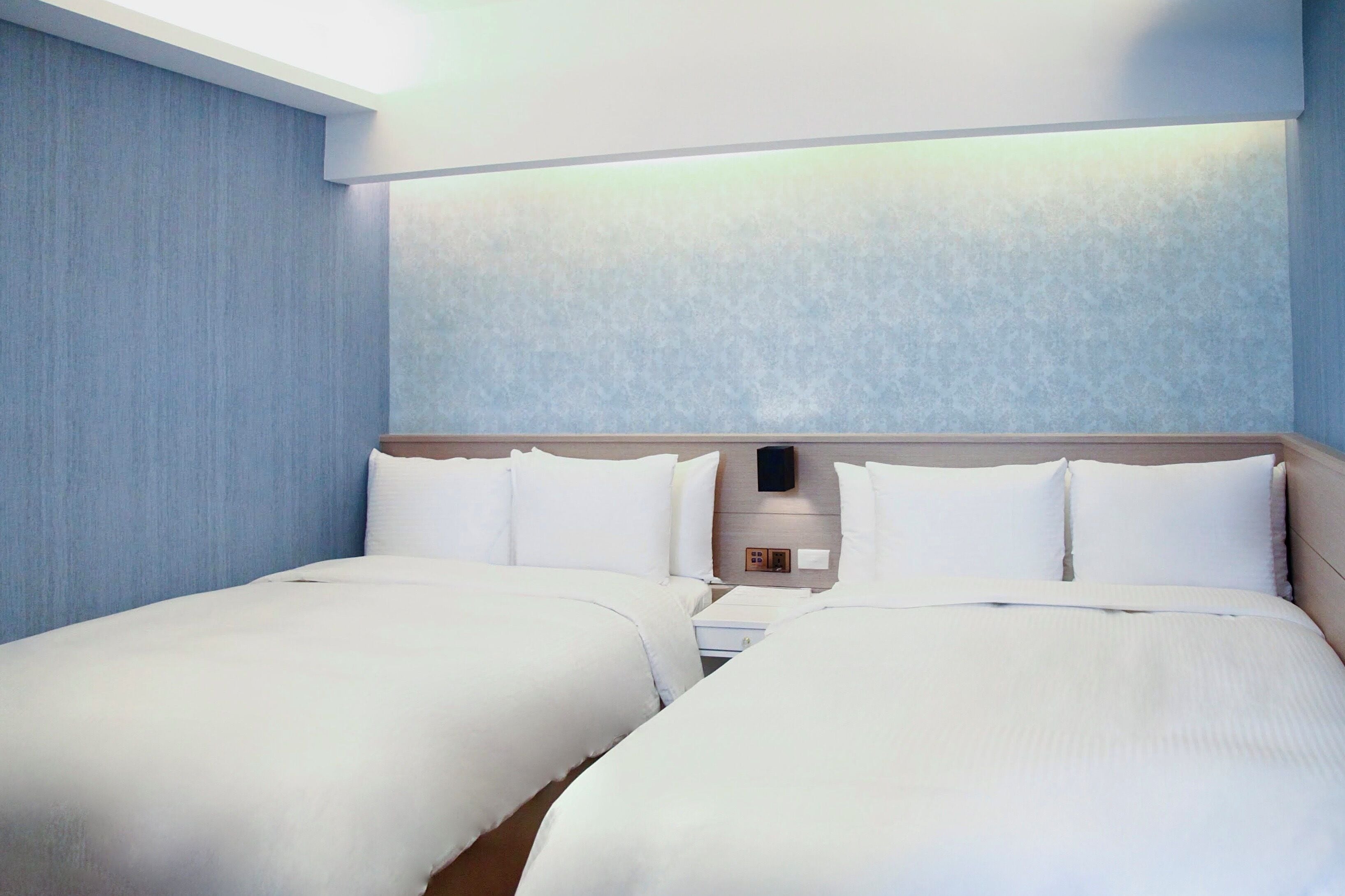 Standard Loft, 2 Queen Beds, City View | Desk, blackout curtains, soundproofing, free WiFi