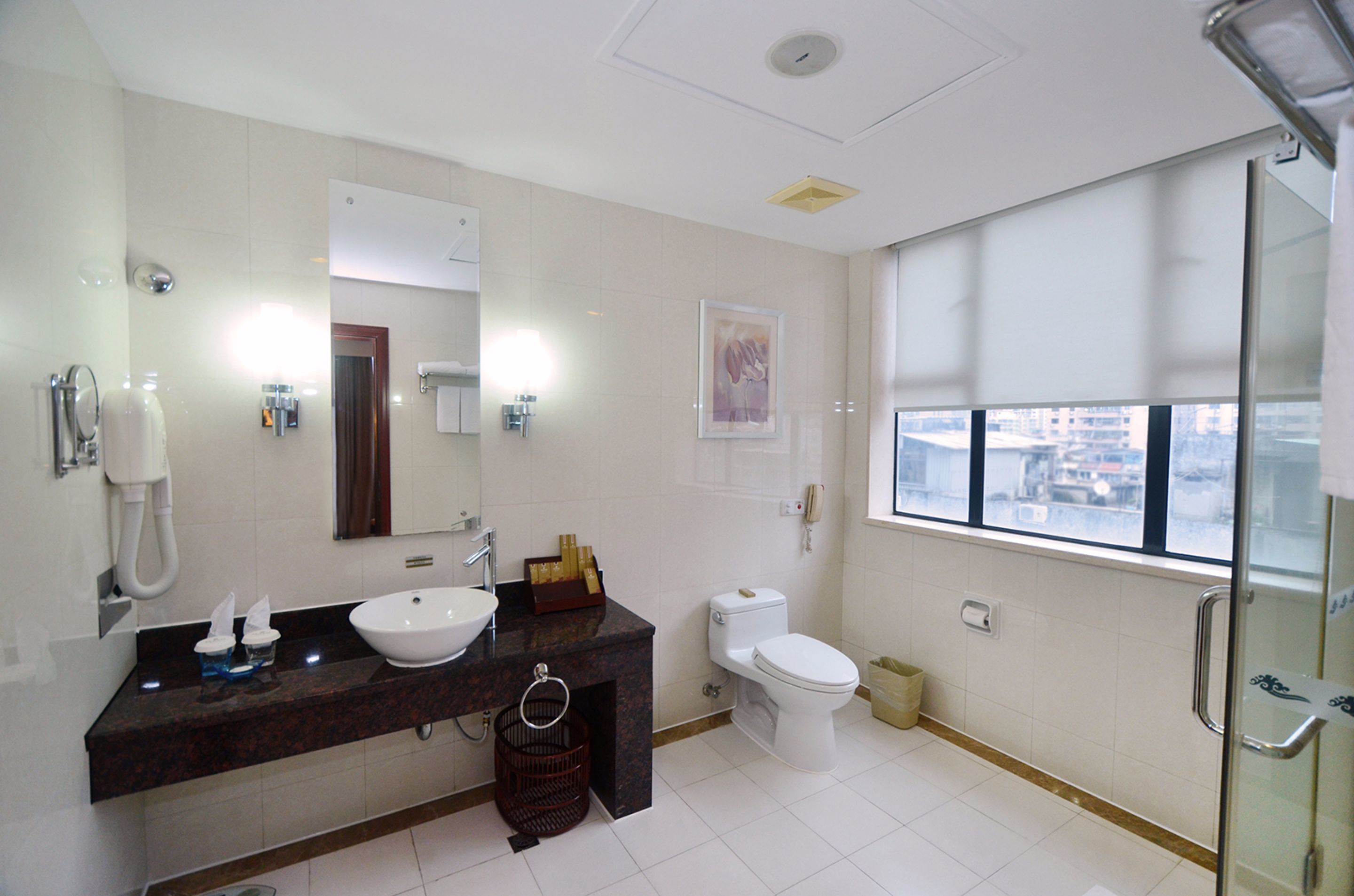 standard room, 1 bedroom | bathroom | shower, free toiletries, hair dryer, slippers