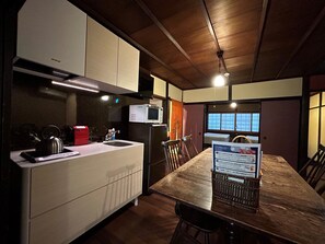 Traditional-Haus