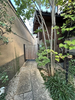 Courtyard - Shofu-an Kiyomizu-tei (Kyoto)