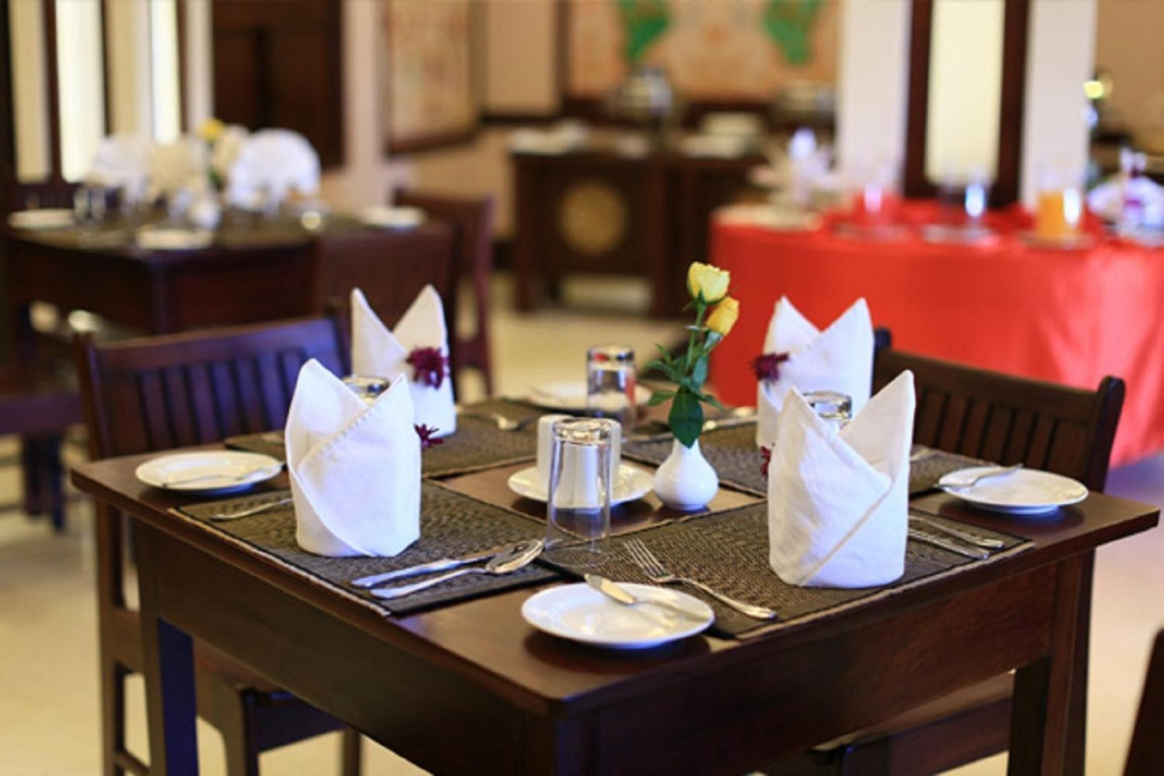 breakfast, lunch, dinner served; local and international cuisine