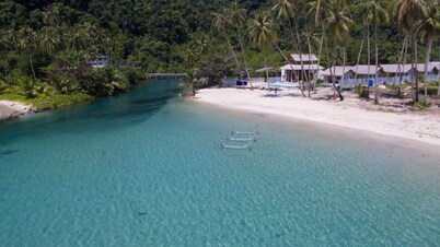雷斯特海洋度假村