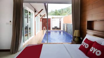Villa, acceso a la piscina | 2 dormitorios, caja fuerte, escritorio y wifi gratis