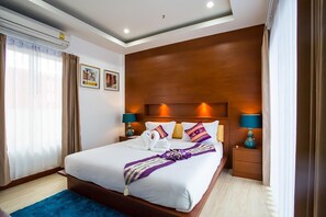 2 bedrooms, in-room safe, desk, free WiFi