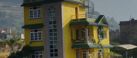 Bagian depan properti