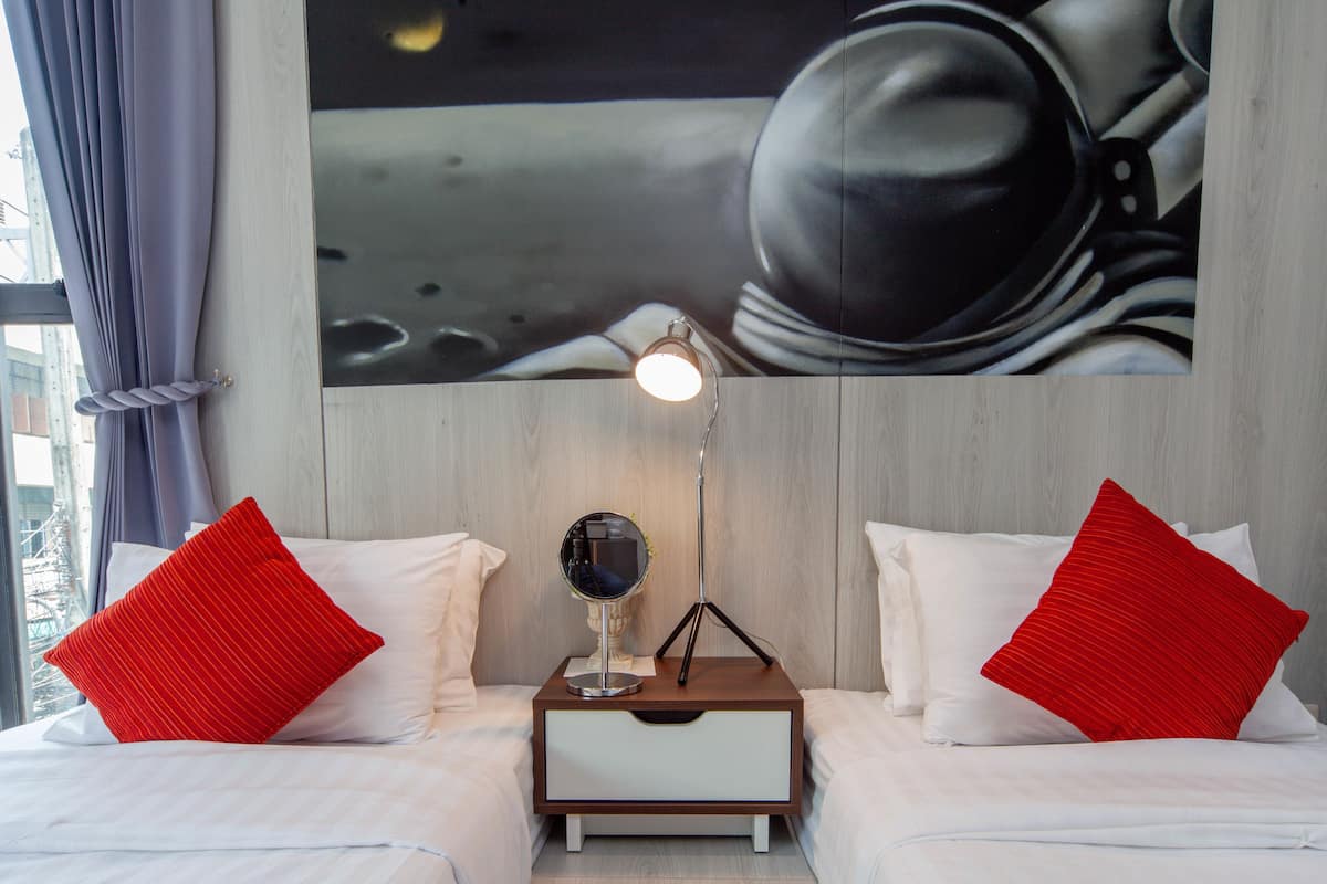 Deluxe Room | 1 bedroom, free WiFi