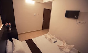 Rollaway beds, free WiFi