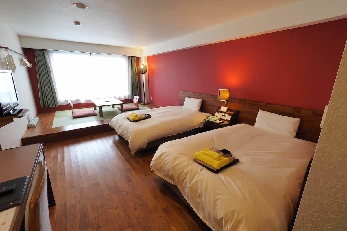 twin room, ocean view | down duvets, in-room safe, free wifi, bed sheets