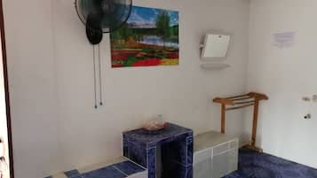 Standard Single Room with Fan | Ingyenes wifi és ágynemű