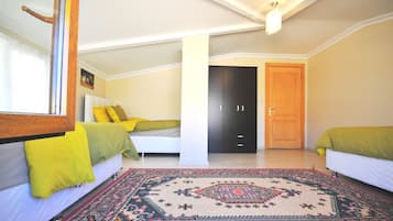 Family Penthouse, 3 Bedrooms, 2 Bathrooms, City View | 1 bedroom, premium bedding, individually decorated