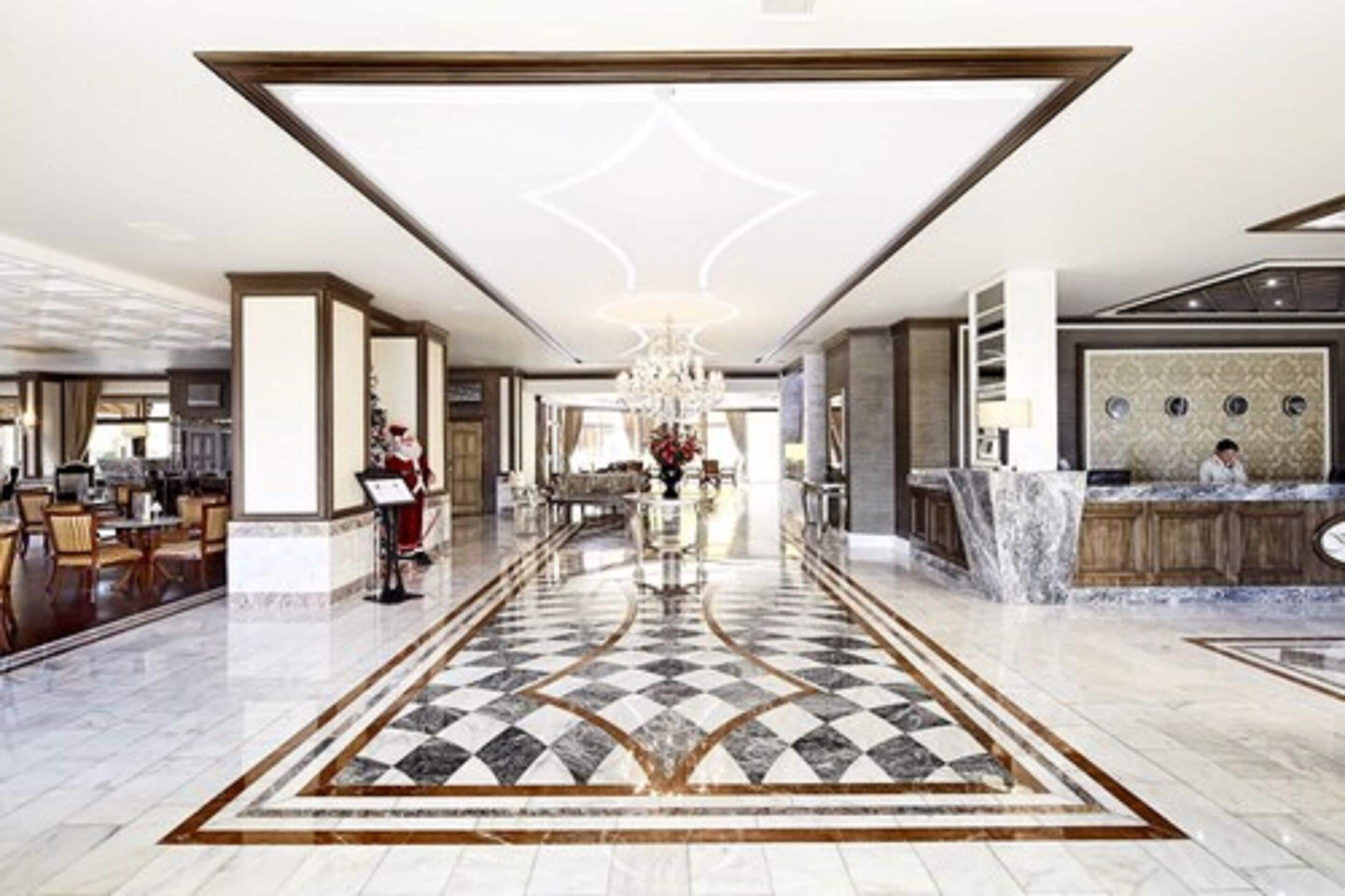 Pintu masuk interior