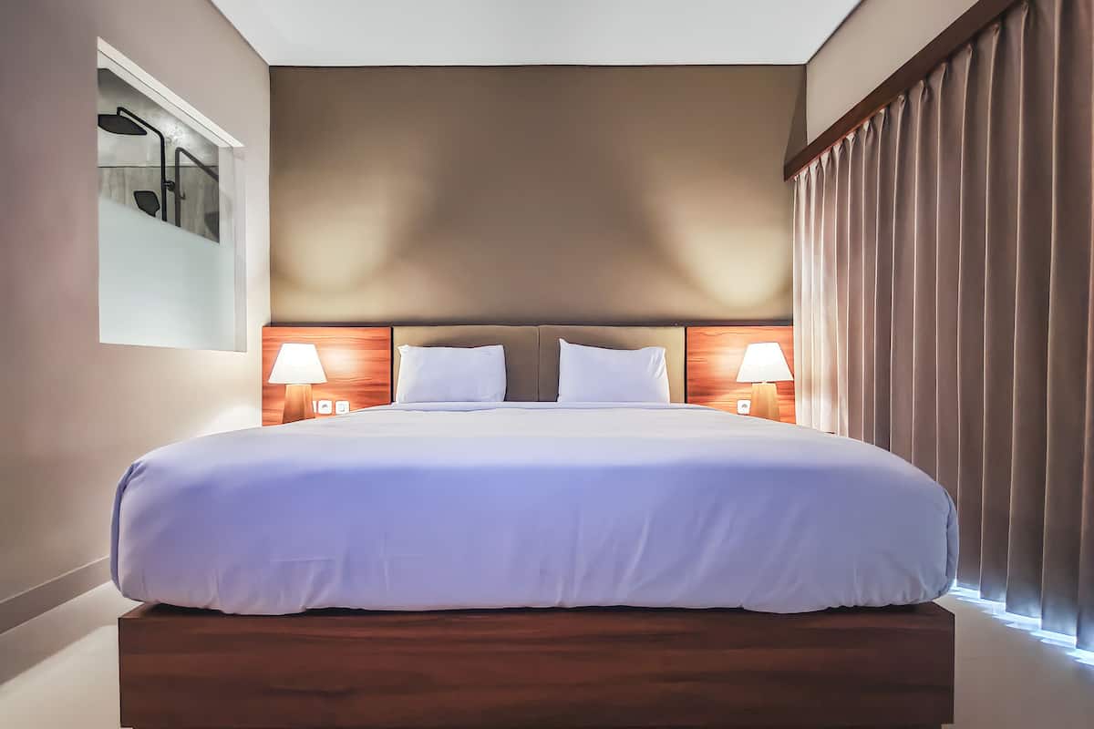 Chambre supérieure double ou avec lits jumeaux | Literie de qualité, minibar, coffre-fort, bureau