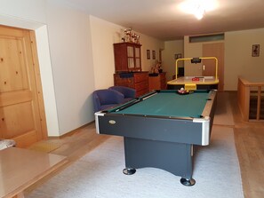 Billiards - FERIENHAUS-TOELDERERHOF (Strassen)