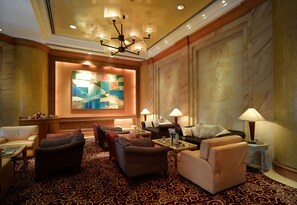 Lobby sitting area - PARKVIEW DINGSHAN HOTEL (Nanjing)