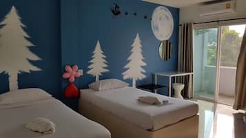 Standard Twin Room | 办公桌、遮光窗帘、免费 WiFi