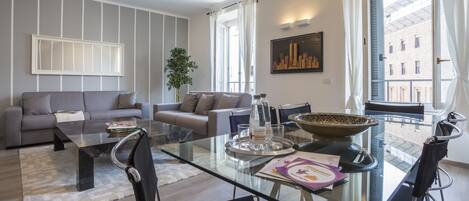 Apartment, 2 Bedrooms, City View (Duomo Attic) | Living area