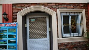 Reception - V.Hauschild Pension House (Alaminos)