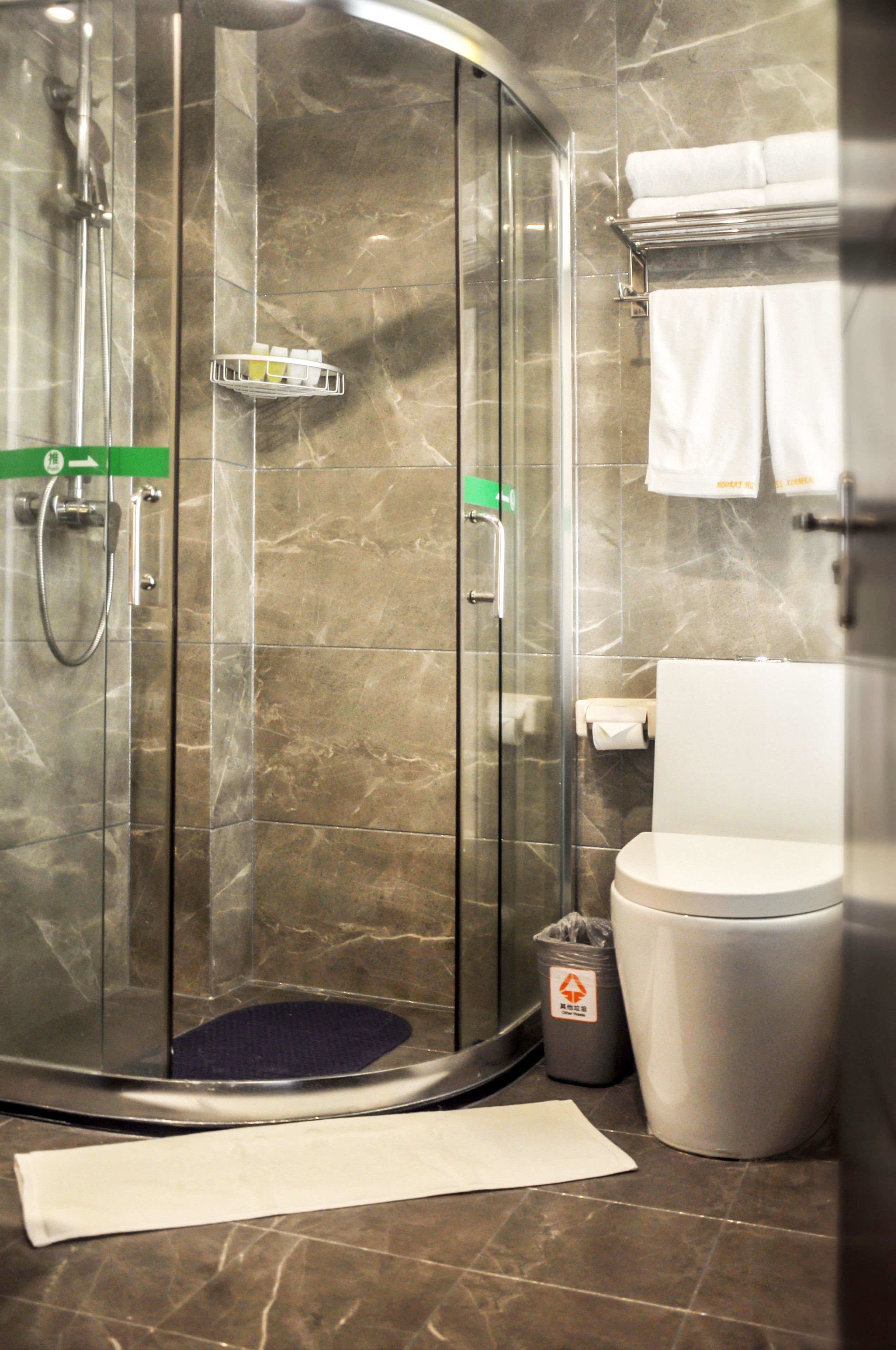 business suite | bathroom | shower, free toiletries, hair dryer, slippers