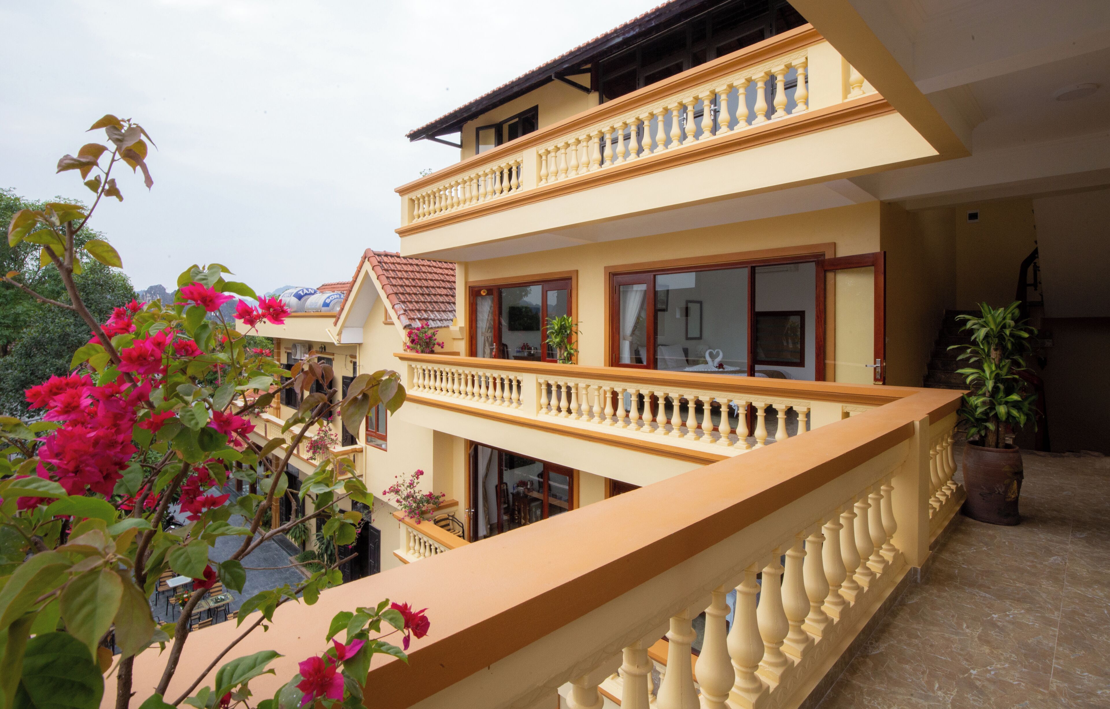 Deluxe Double Room, Garden View (Panoramic View) | Terrace/patio