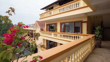 Deluxe Double Room, Garden View (Panoramic View) | Terrace/patio