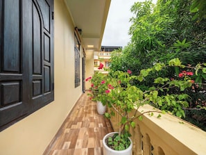 Family Suite Deluxe | Terrace/patio - Lys Homestay (Hoa Lu)