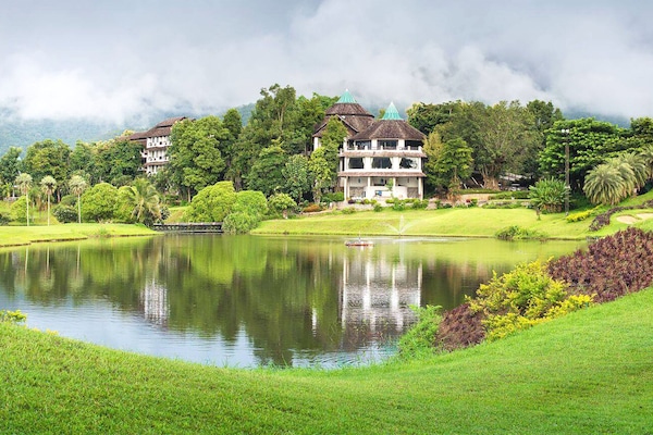 Quarto casal luxo | Vista para a montanha