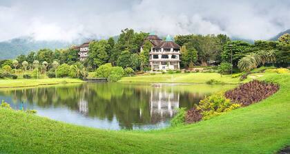 Gassan Khuntan Golf and Resort