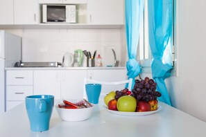 Comfort-Suite, 1 Schlafzimmer, Küche, am Strand | Bügeleisen/Bügelbrett, Zustellbetten, kostenloses WLAN