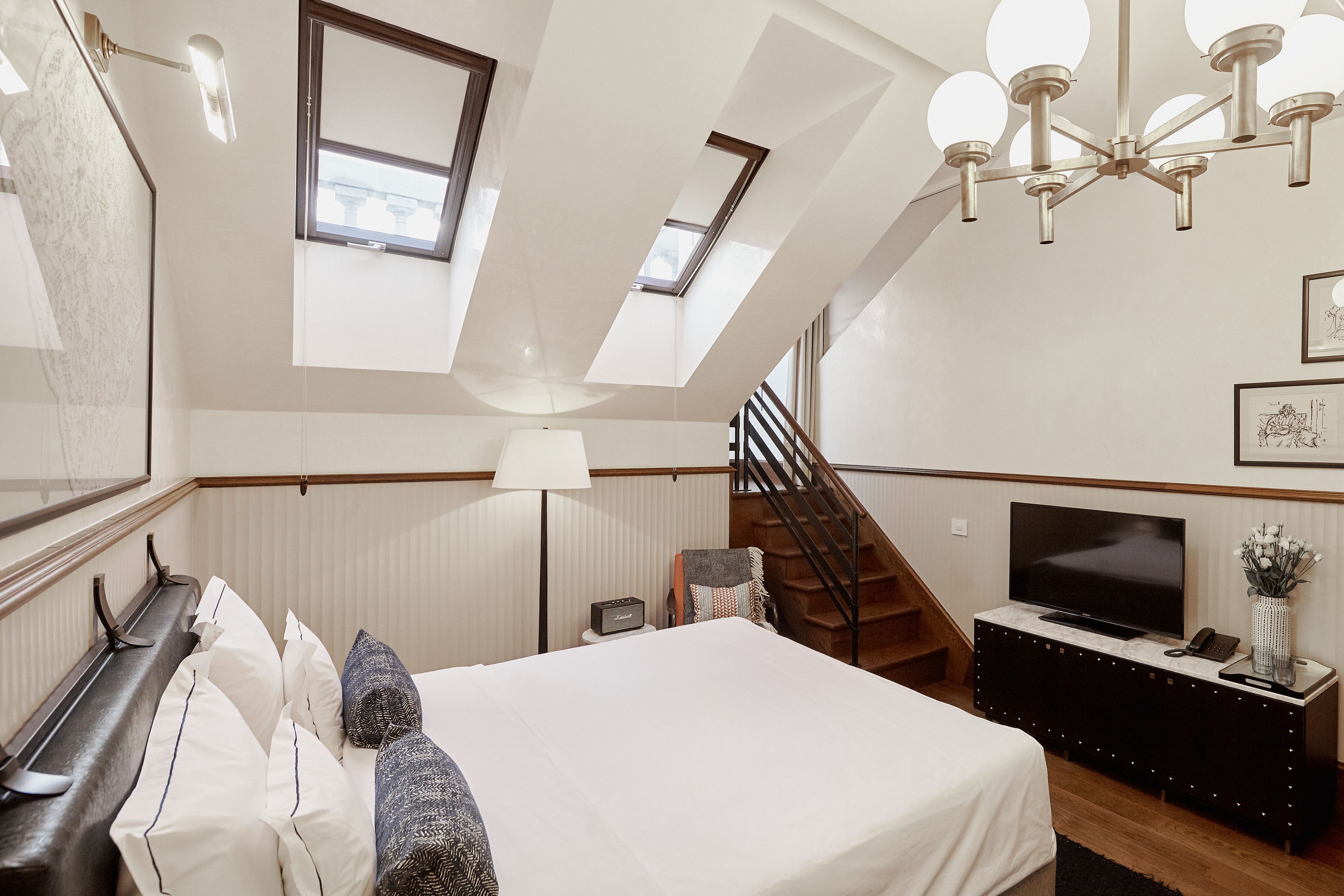 minibar, in-room safe, desk, soundproofing