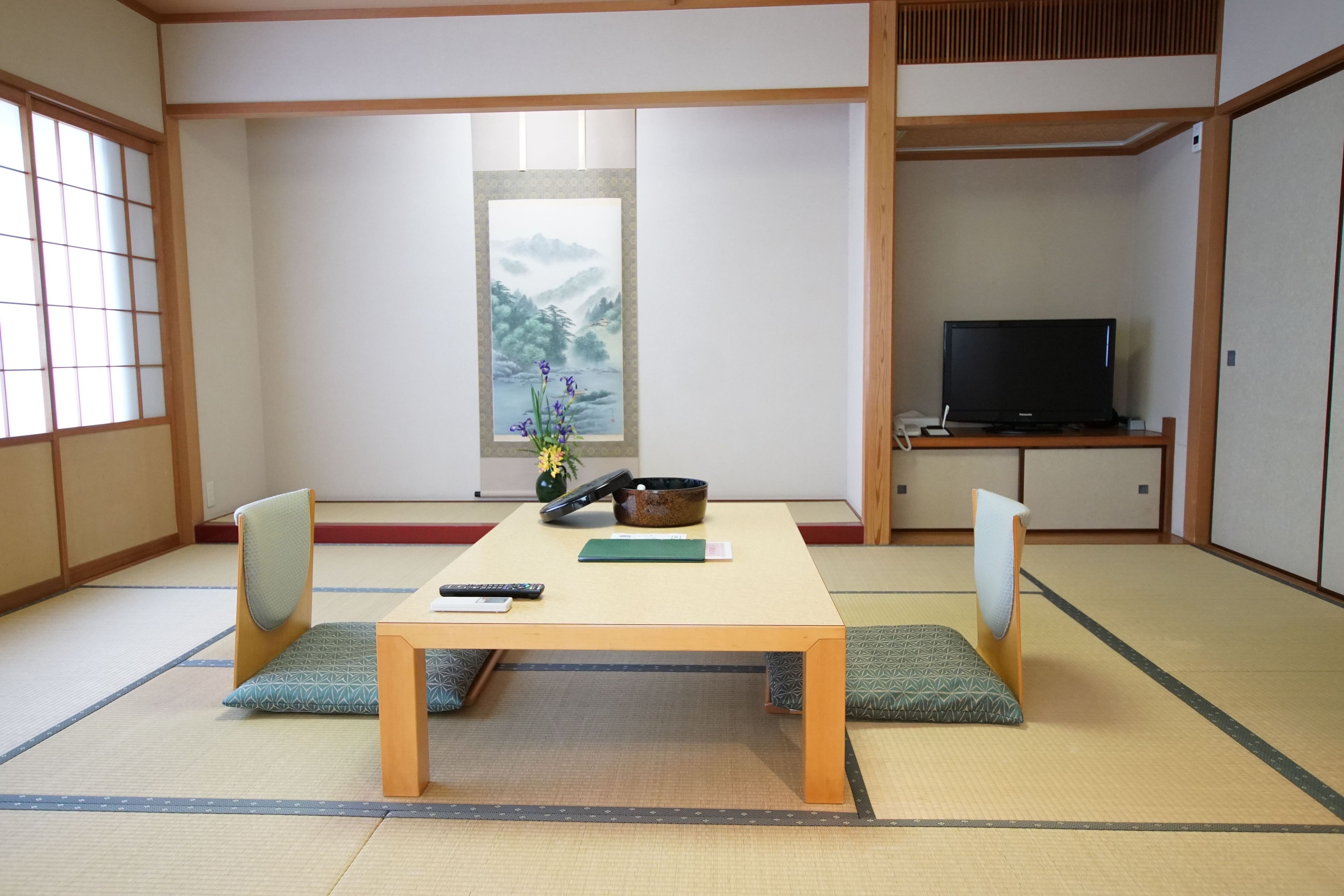 Caja fuerte y wifi gratis