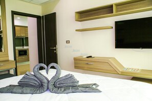 One Bedroom Apartment - 3013 | 1 bedroom, in-room safe