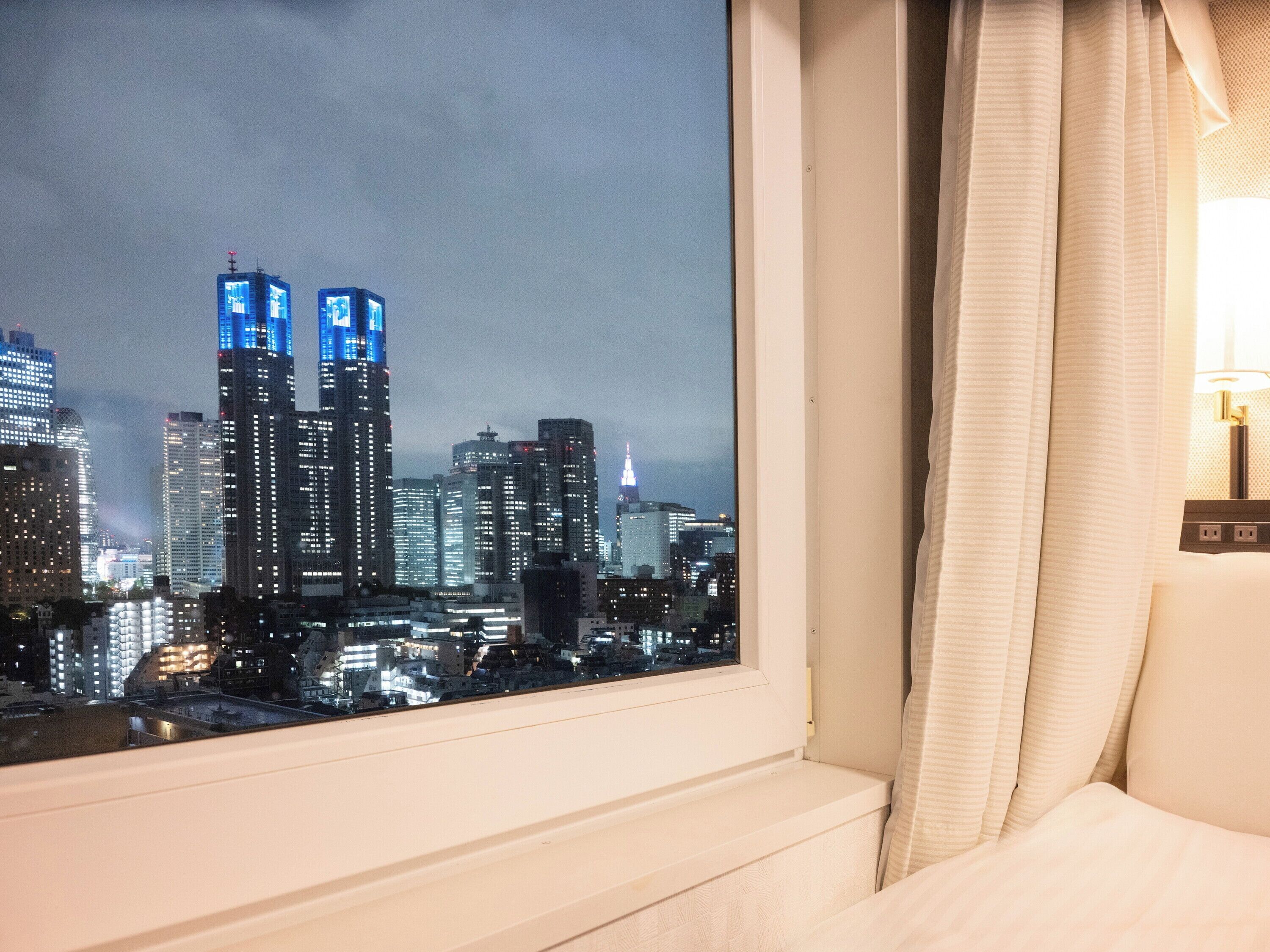 Down comforters, desk, blackout drapes, free WiFi