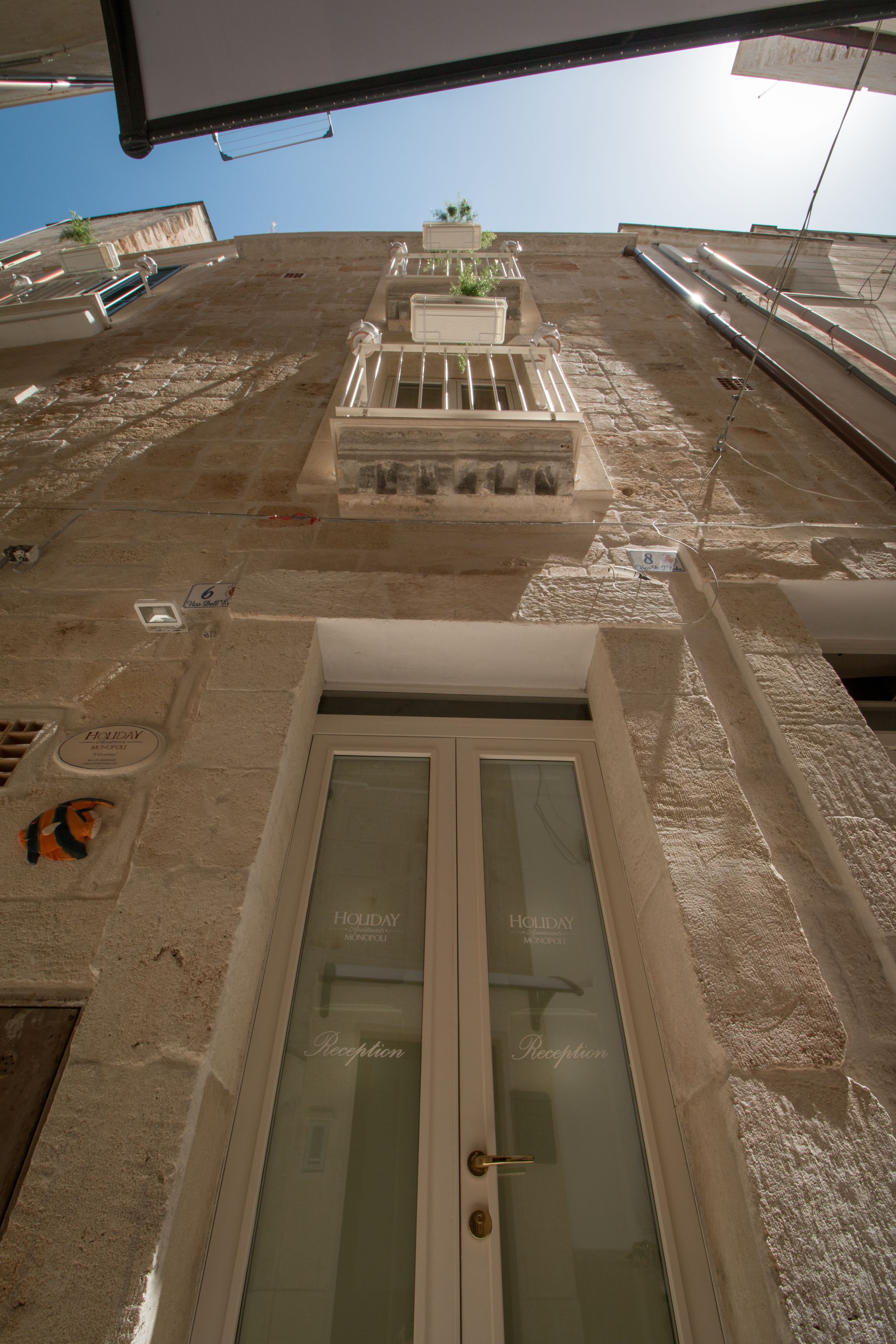 Entrada al alojamiento