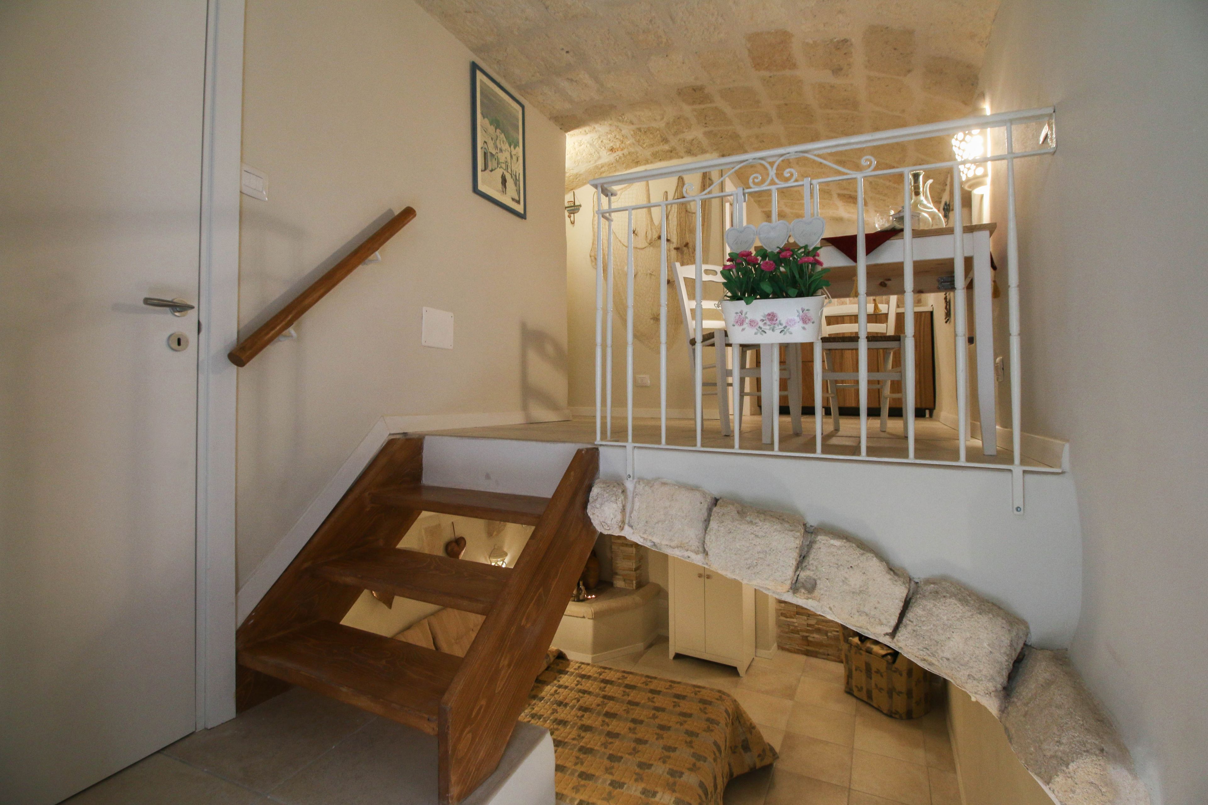 Romanttinen paritalo (Vico Amalfitana 47) | Oleskelualue | Taulutelevisio