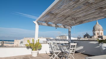 Panorama-lejlighed - terrasse - havudsigt (Chiasso Cacace 8) | Terrasse/gårdhave