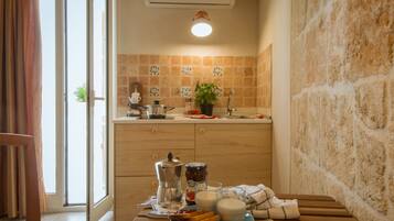 Appartamento Romantico (Vico dell'Erba 8) | Biancheria da letto di alta qualità, minibar, insonorizzazione