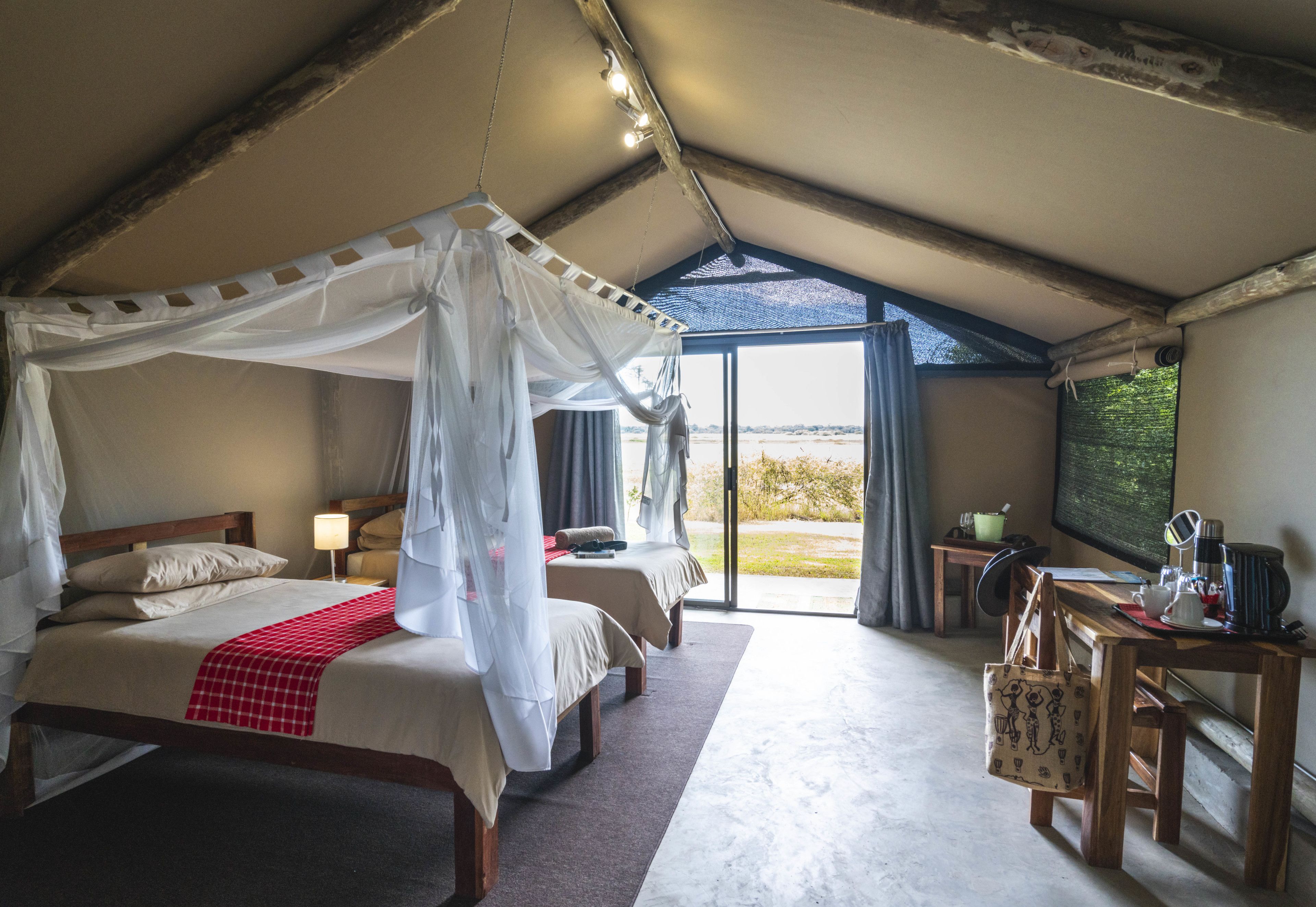 Luxury Tent | In-room safe, desk, bed sheets