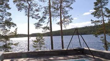 Salas de tratamiento para parejas, sauna y tina de hidromasaje