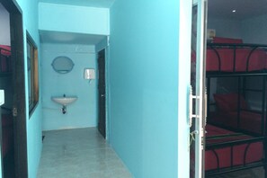 Wi-Fi de cortesia, roupa de cama
