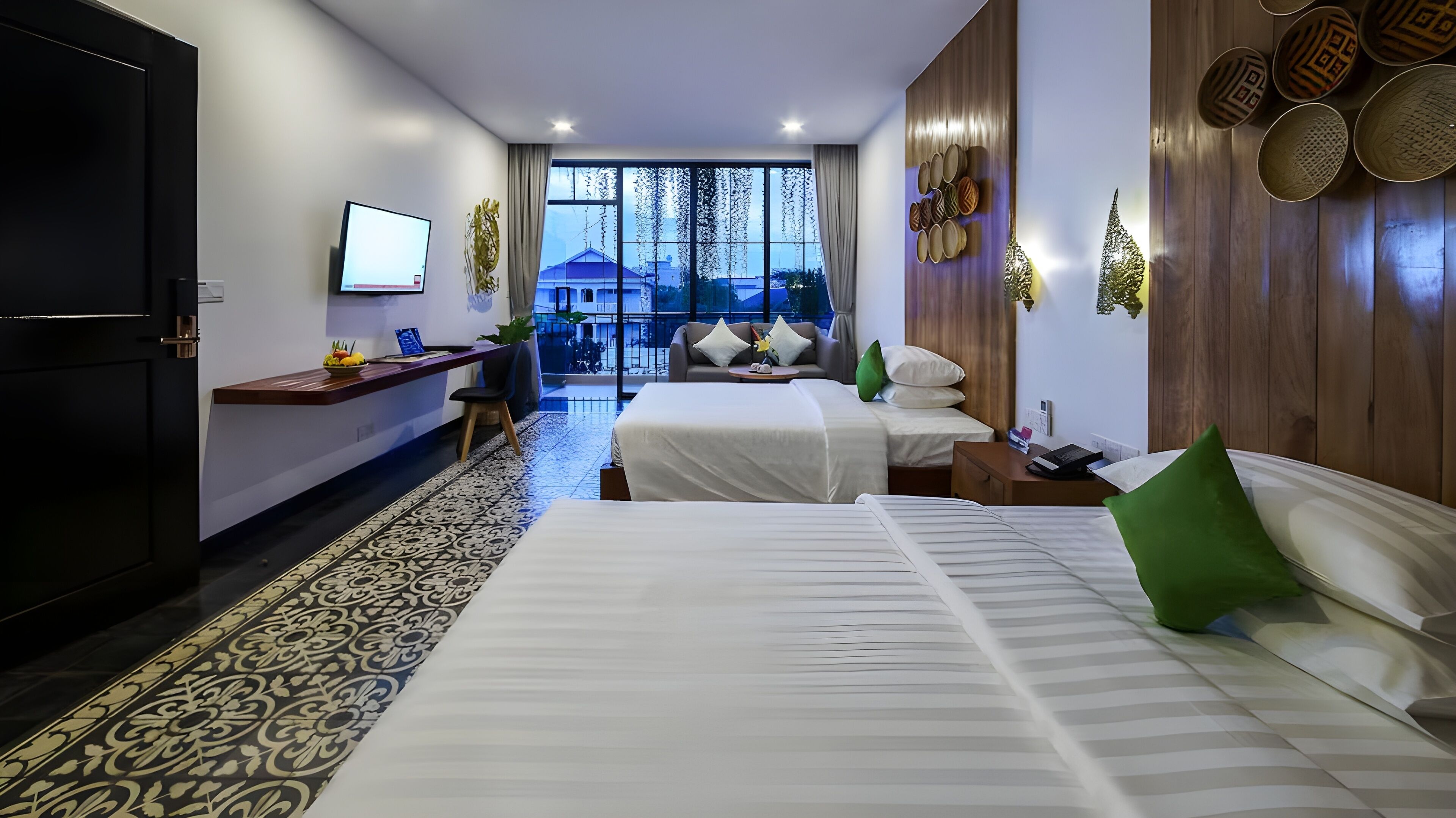 deluxe twin room, balcony | 1 bedroom, premium bedding, minibar, in-room safe