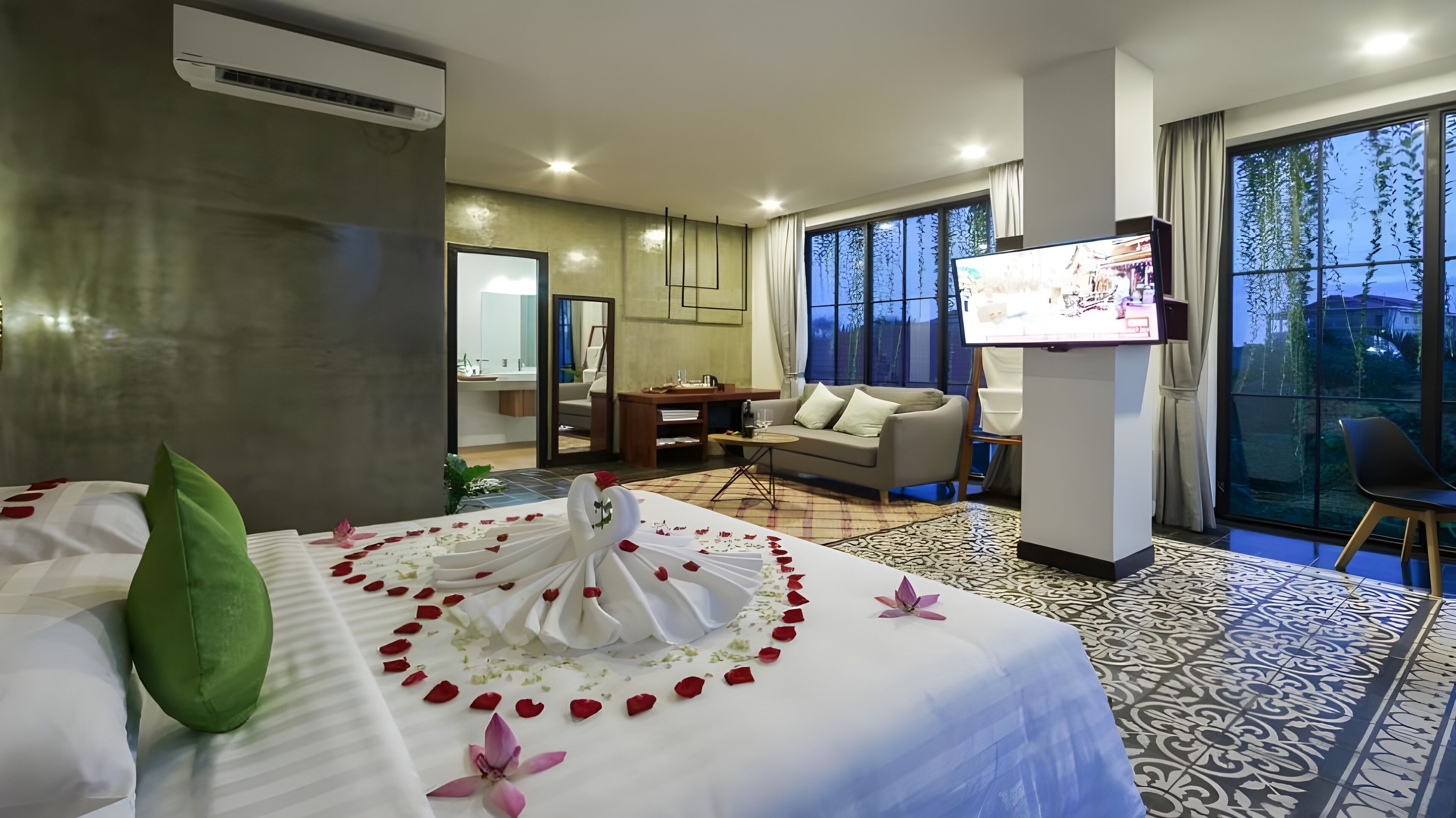 Photo - Vihara The City of Temples